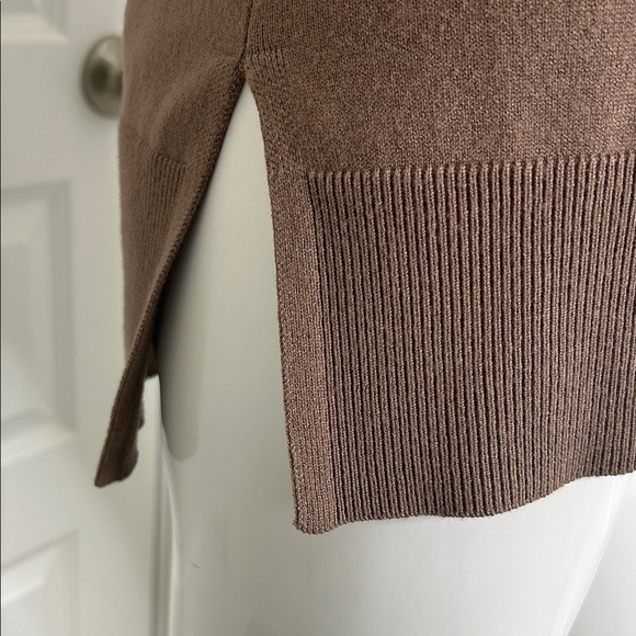 Glyder Elite Polo Mocha short sleeved top - Picture 4 of 12